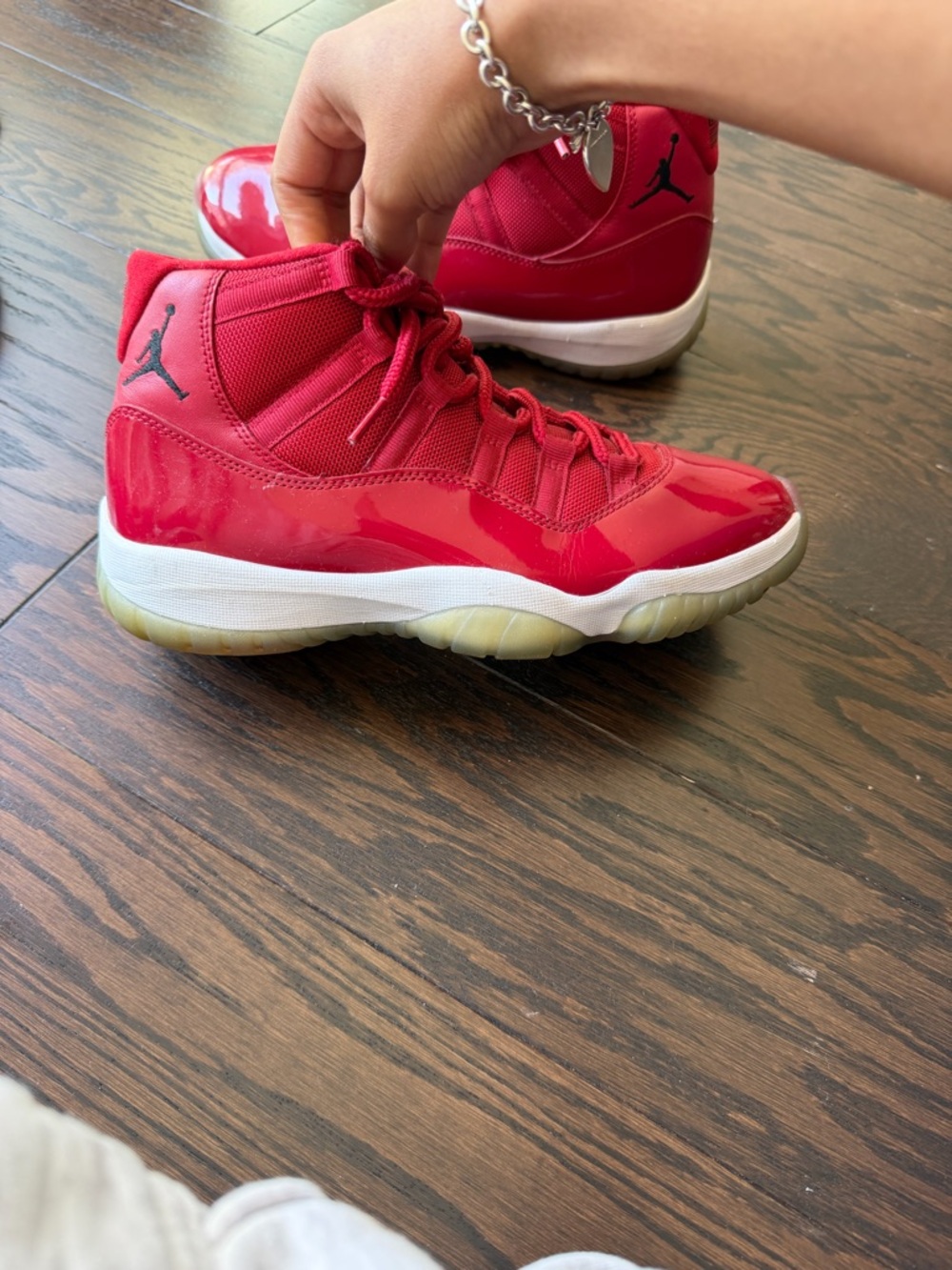 Jordan 11 Win like 96 size 8.5M